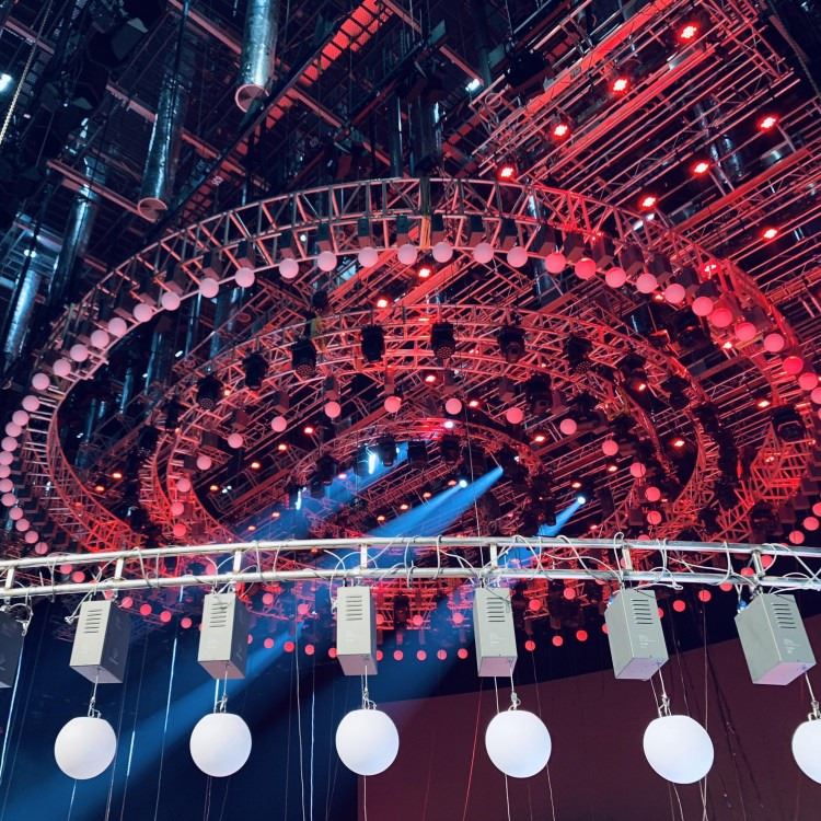 Kinetic Lighting DMX Winched Ball